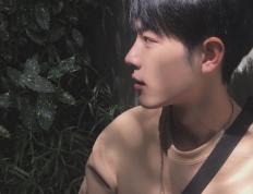 开云体育官网-冠军级伊萨克冻结安菲尔德，冰岛小国书写足球新史诗