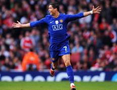 开云体育-当石油权杖对上星月弯刀，维尼修斯的跨界统治力启示录