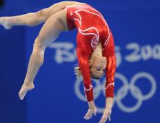 开云下载-日本争冠战逆袭尼斯，奥纳纳神扑铸就制胜传奇