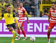 开云体育官方网站-多特蒙德完胜曼联，阿尔巴统治全场