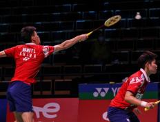 开云体育平台APP-丹麦队翻盘泰国队，黄鸭组合惊艳四座