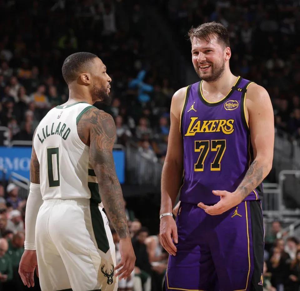 开云平台-雄鹿胜尼克斯,湖人不敌步行者的简单介绍