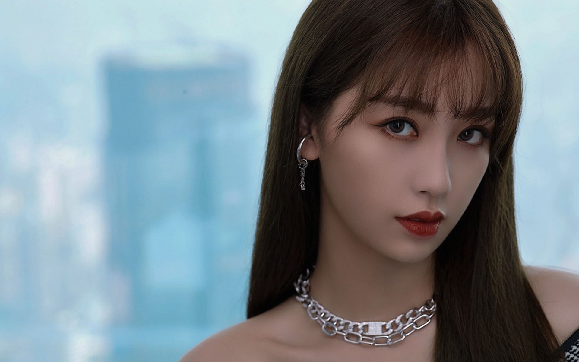 开云体育中国-隔空对决,勇士强势攻克雄鹿,詹姆斯成隐形关键先生