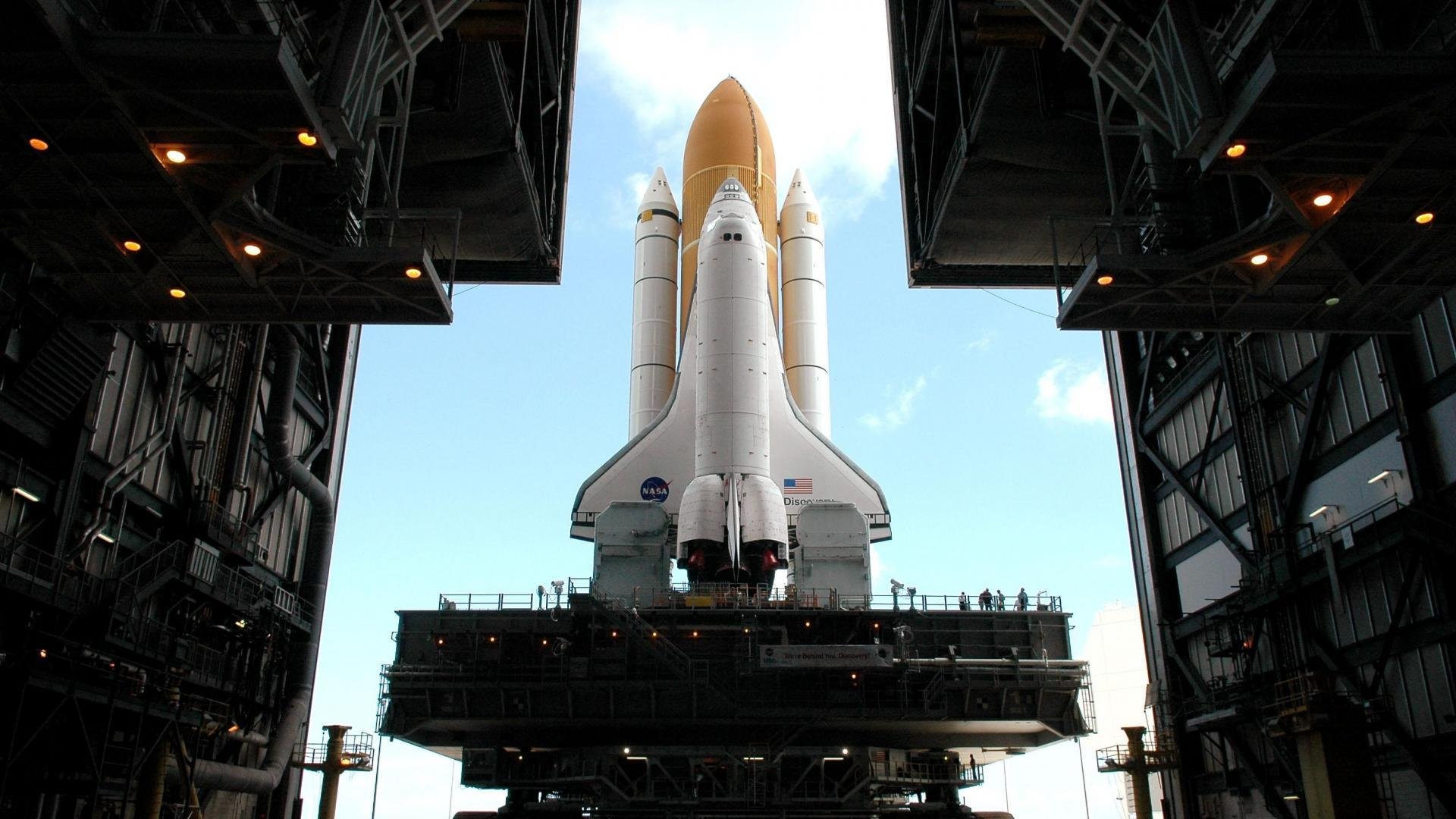 开云APP-战术铁笼与孤星闪耀，当猛龙体系碾碎爵士，利拉德轰出史诗级个人秀