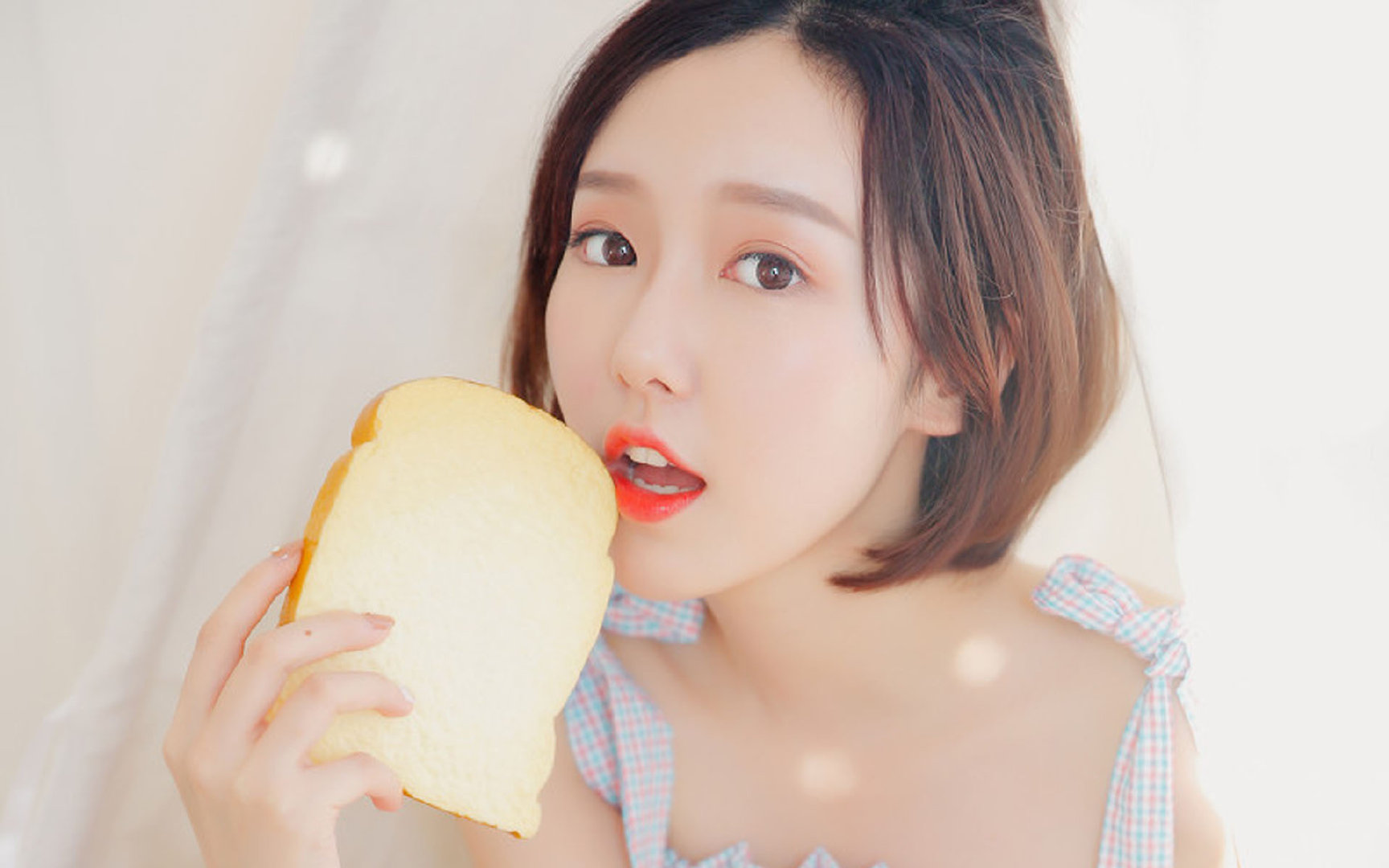 开云APP-跨界星光,内马尔在NBA季后赛之夜的篮球高光秀