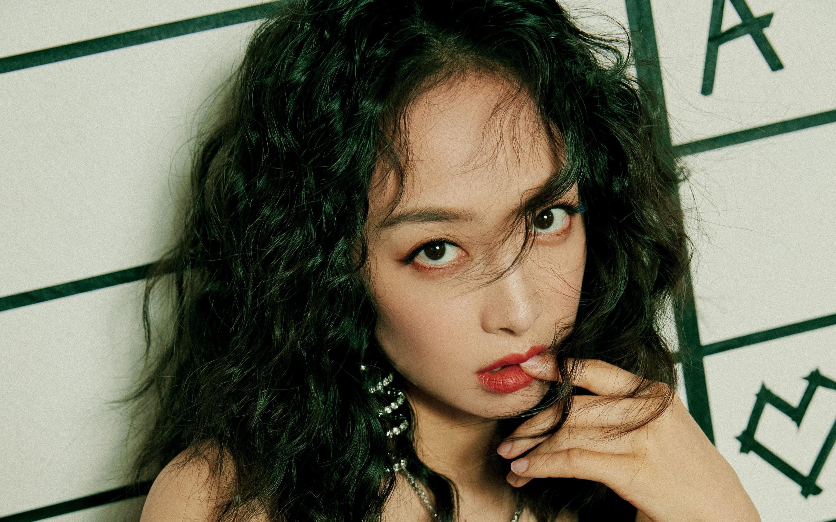 开云体育-世界排名争夺战之夜,浓眉赛后评分拉满,谁能挡我!