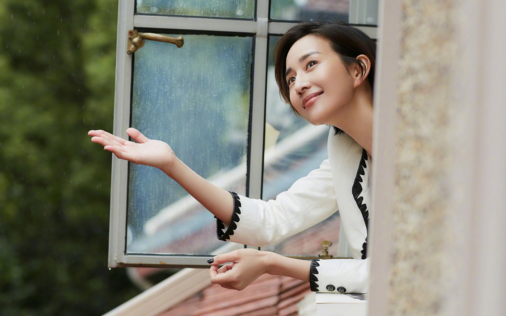 开云体育-世界排名争夺战之夜,浓眉赛后评分拉满,谁能挡我!