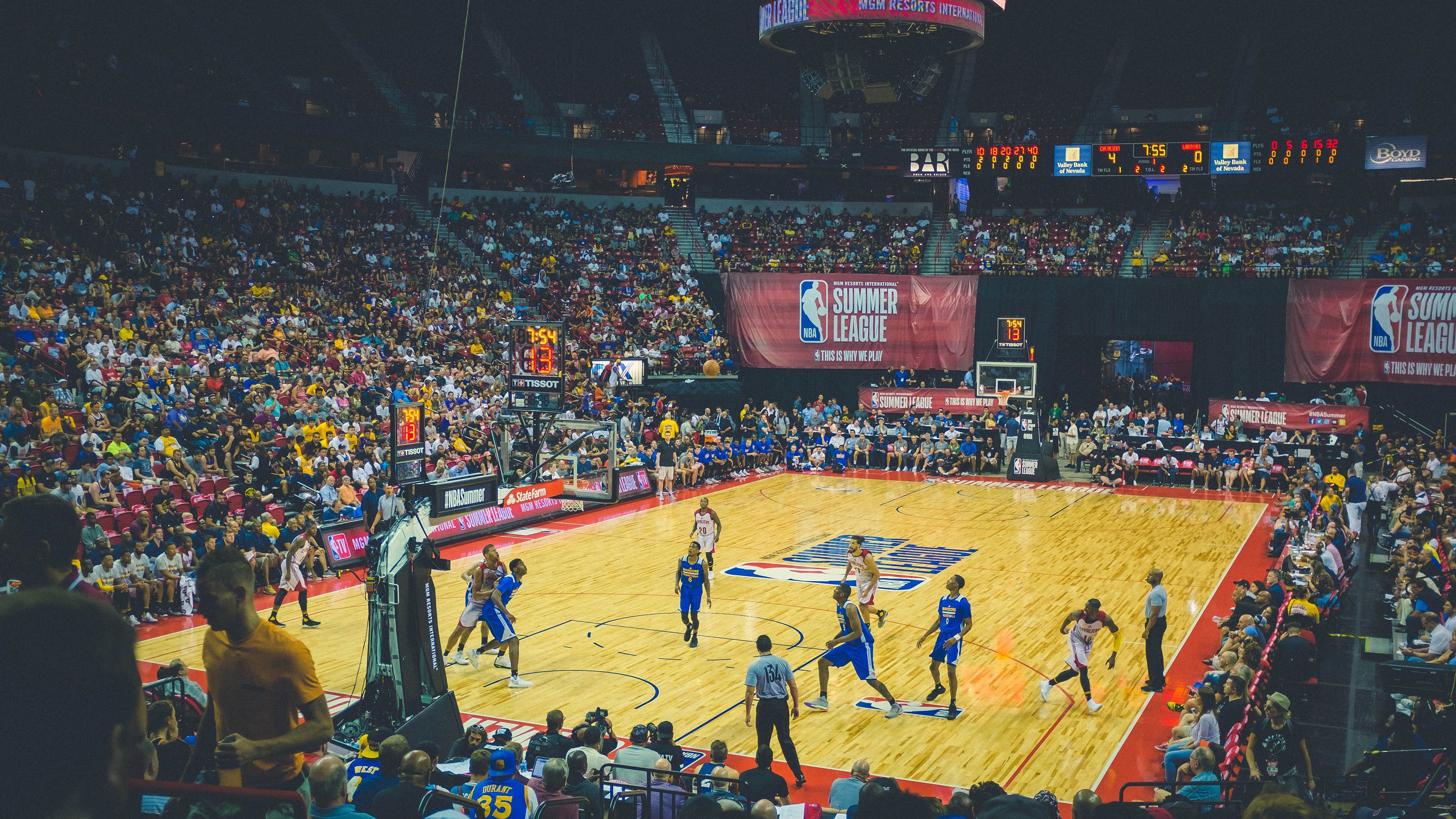 开云体育APP下载-利拉德破壁与上海绝杀,当一个名字重新定义全局